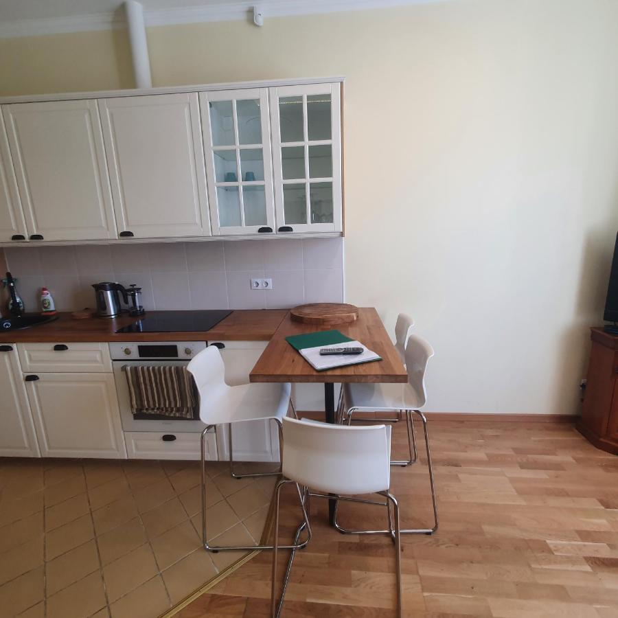 Apartment Hot Ernestines Iela 7-1 Enjoy The Feel Of And History! *